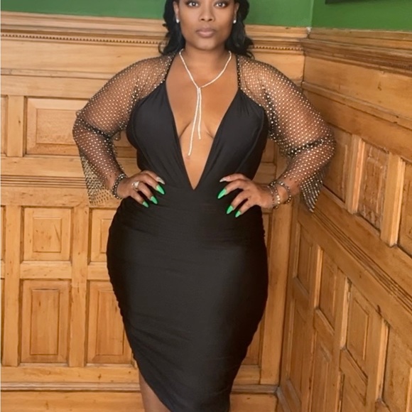 Elegant Body Suit - Picture 3 of 9